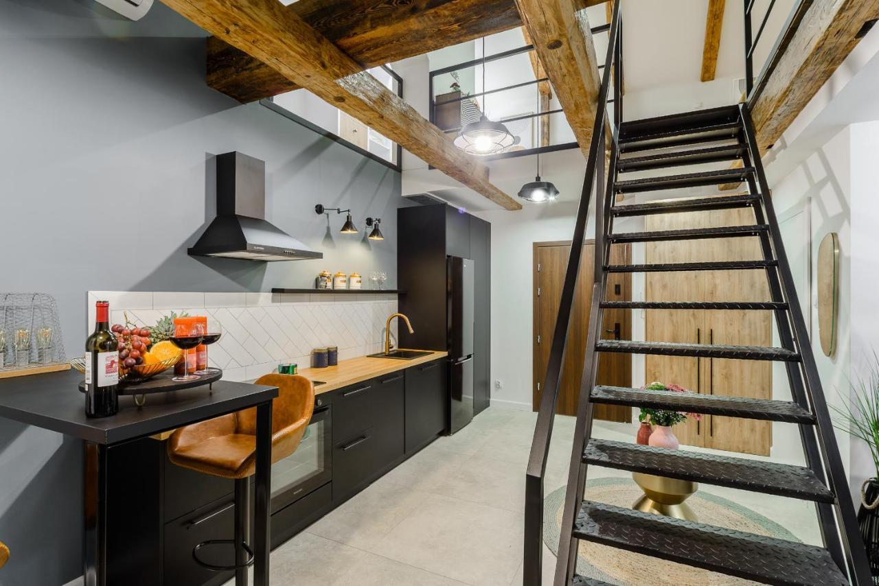 Apartment Lumina 2-level With Balcony *